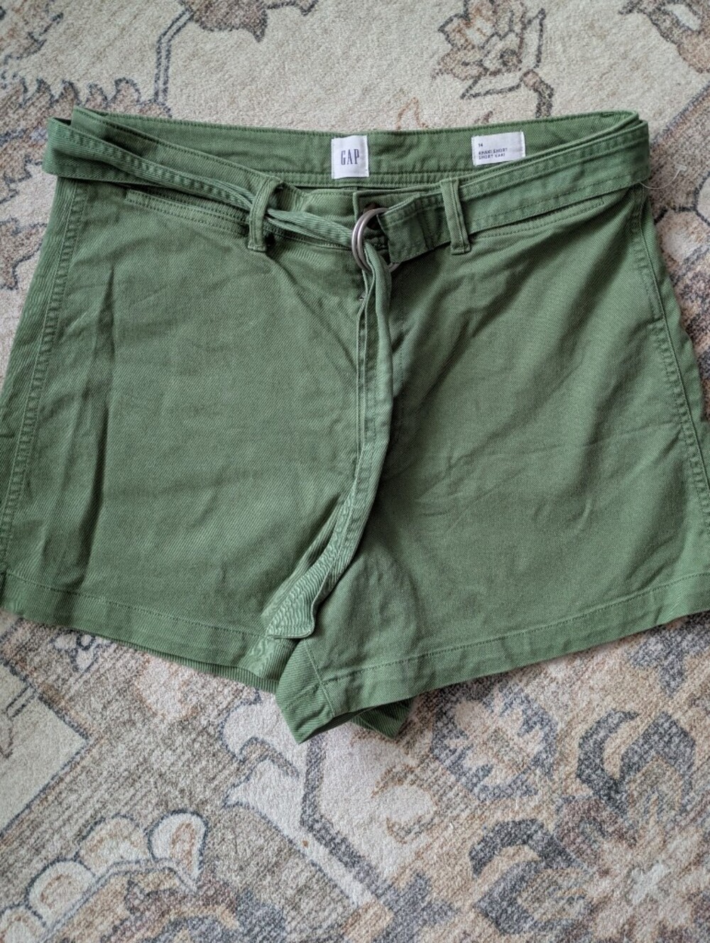 Gap Khaki Shorts Green